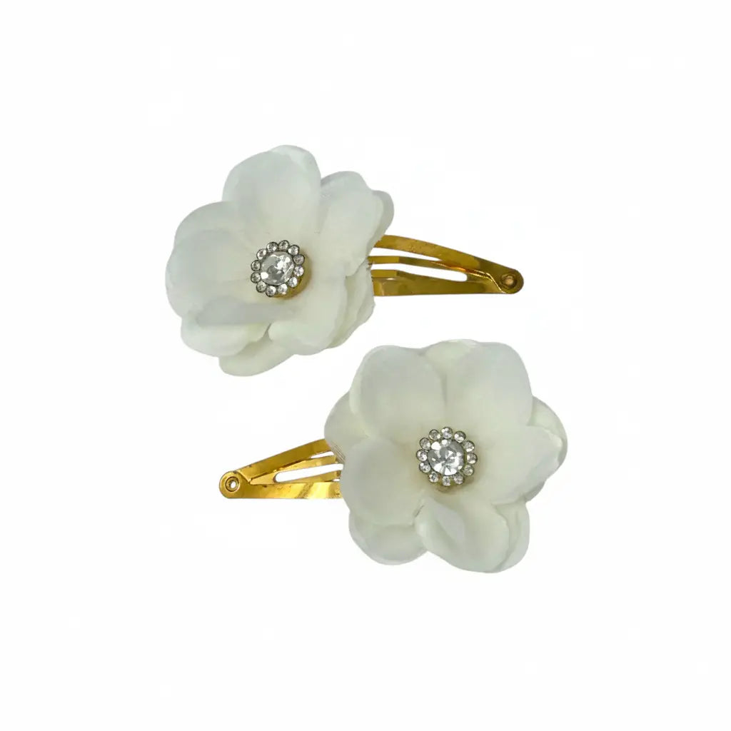 Ivory flowers on a snap clips Cute Cute