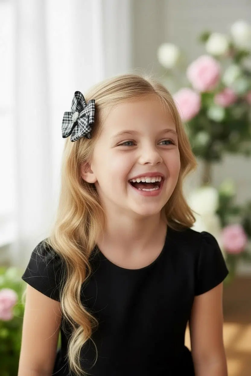 Checked black and white bow Cute Cute