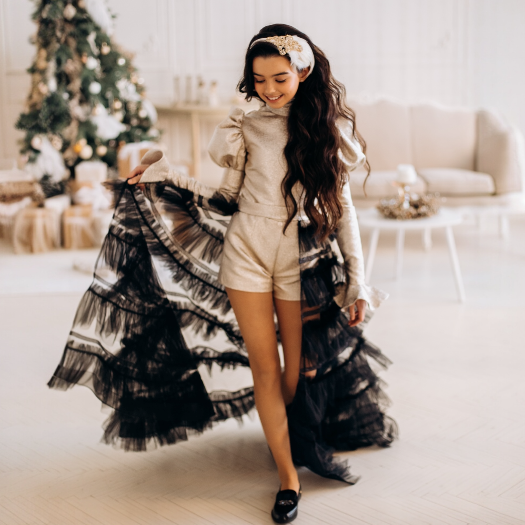 Ivory feathers and crystal diamante patch with Swarovski crystals