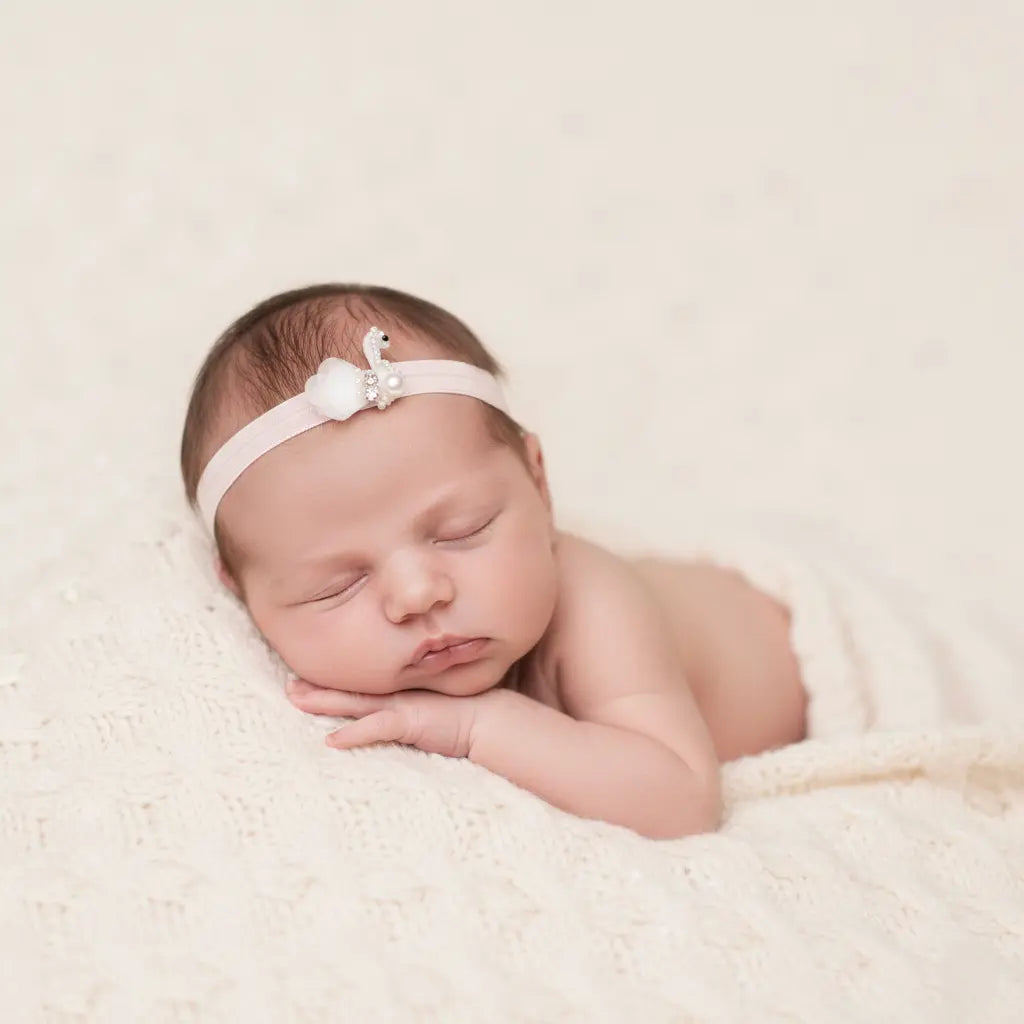 Pearl swan on a soft headband Cute Cute